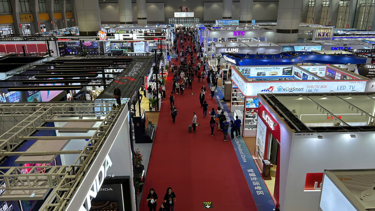 Bên trong hội chợ Canton Fair, Quảng Châu